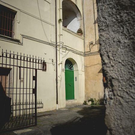 Elegant B&B - Il Vicolo Storico Salerno Zewnętrze zdjęcie