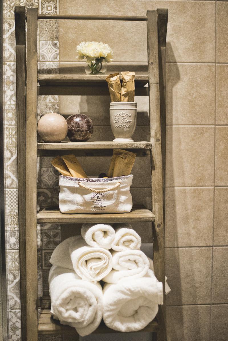 Elegant B&B - Il Vicolo Storico Salerno Zewnętrze zdjęcie