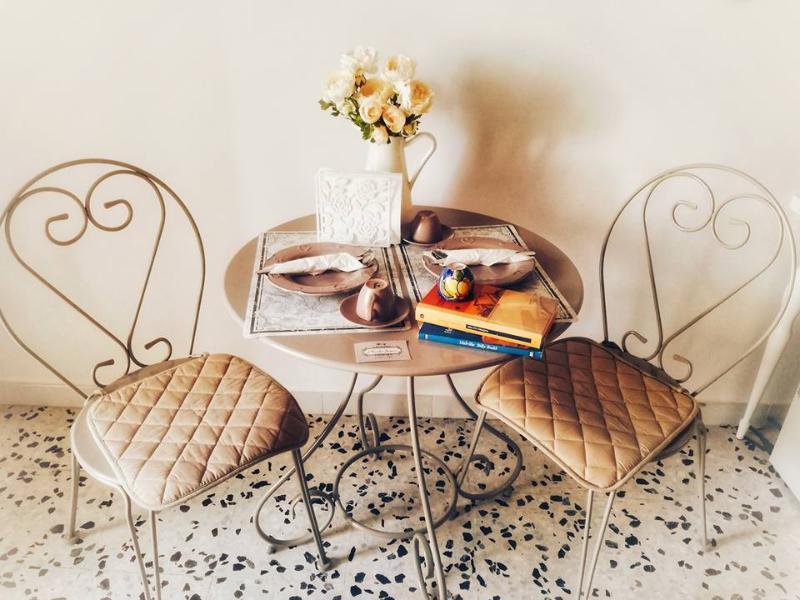 Elegant B&B - Il Vicolo Storico Salerno Zewnętrze zdjęcie