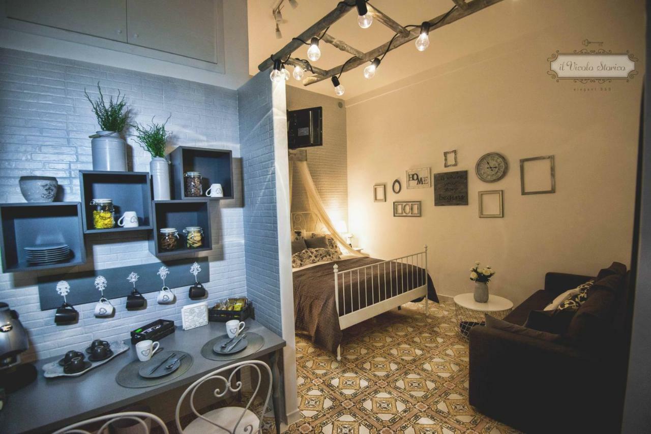 Elegant B&B - Il Vicolo Storico Salerno Zewnętrze zdjęcie