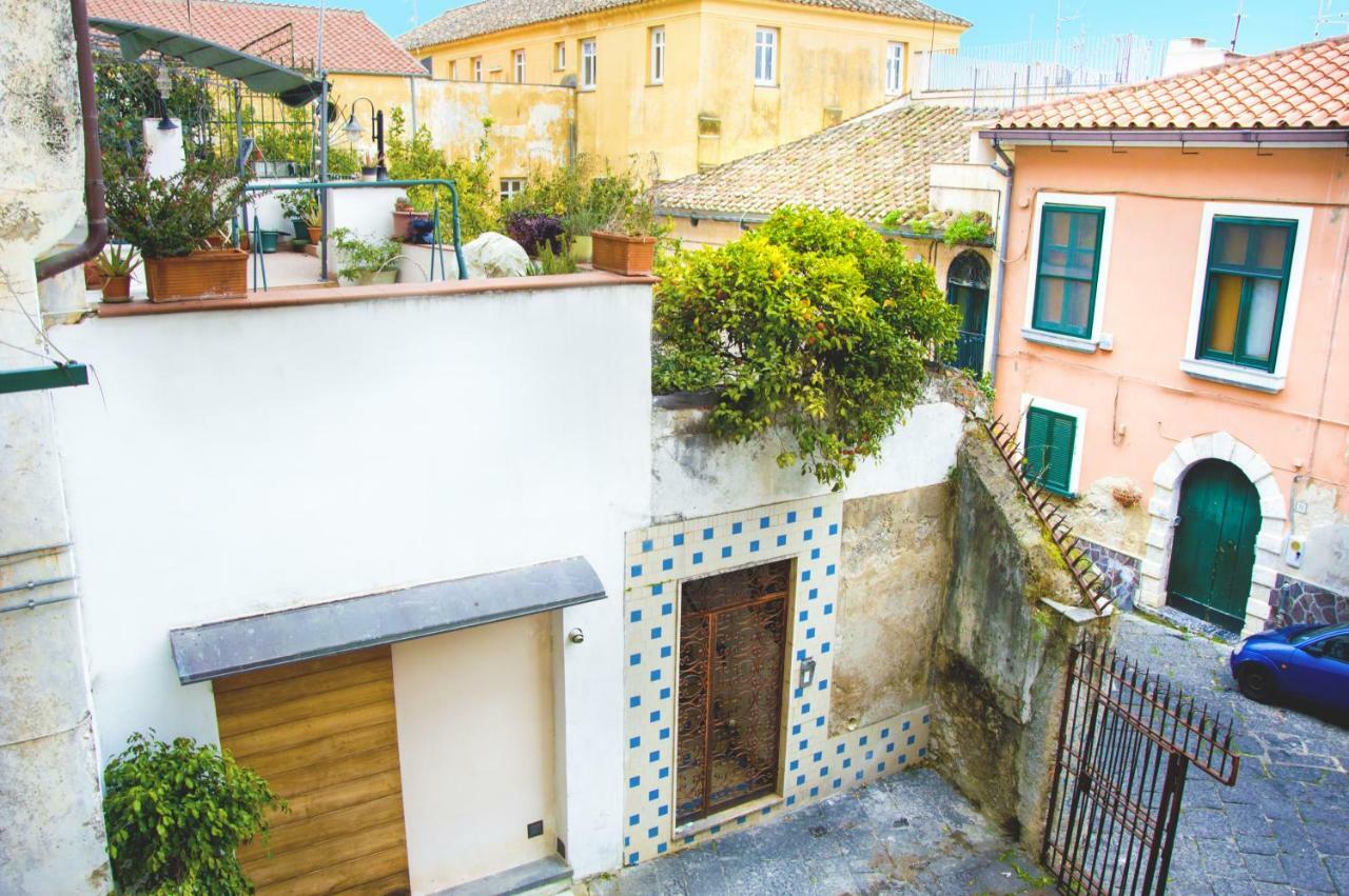 Elegant B&B - Il Vicolo Storico Salerno Zewnętrze zdjęcie